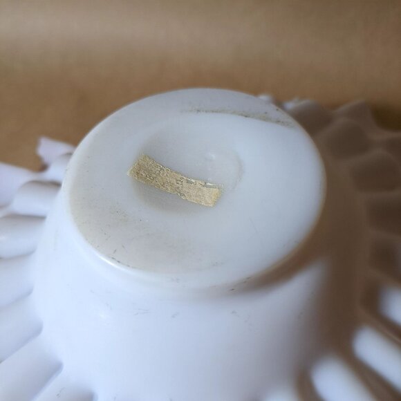 Victorian Satin Pink Glass Ruffled Edge Bowl Brides Basket Centerpiece Vintage - Picture 11 of 16